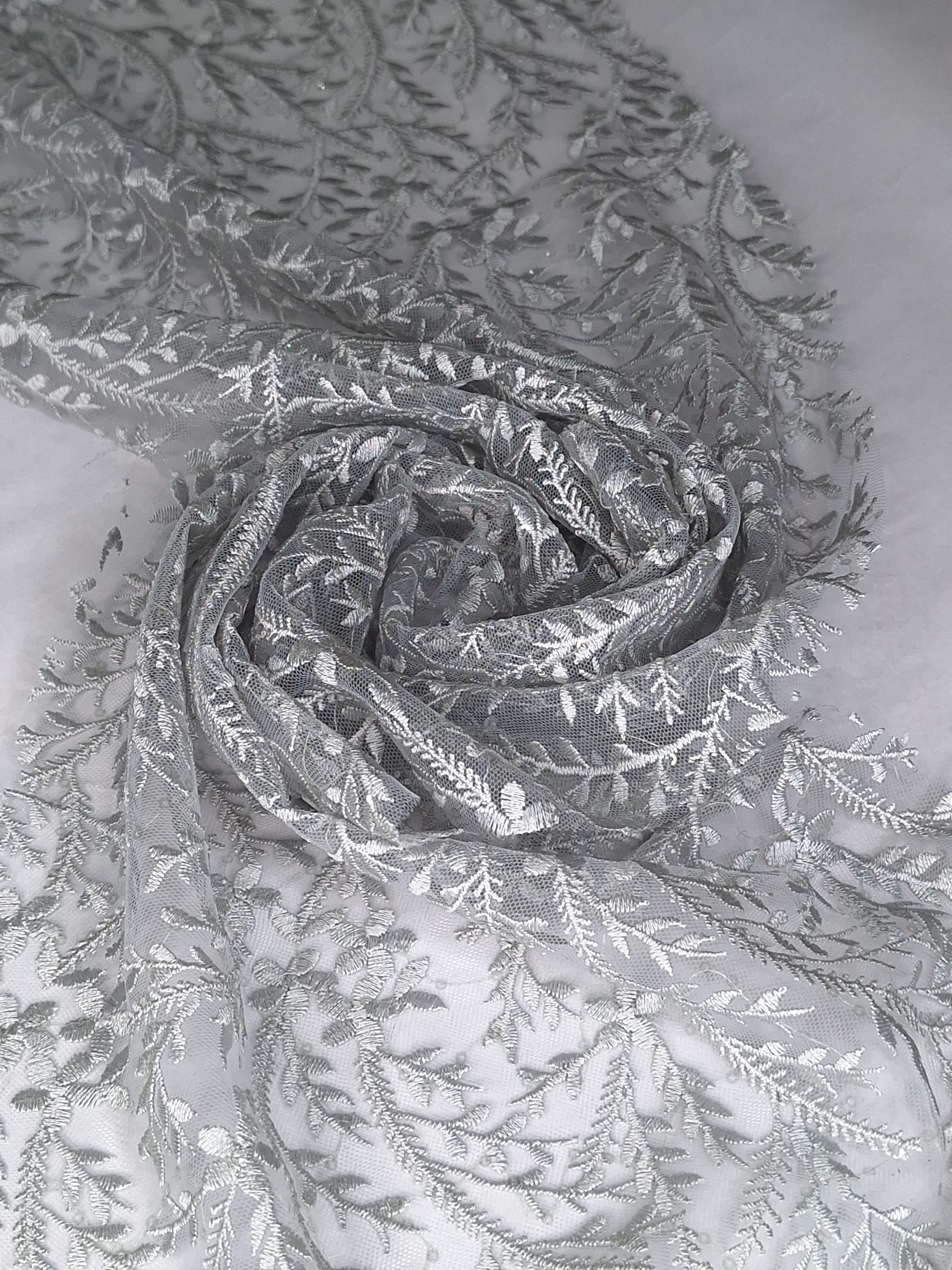 Tul bordado color plata H083, ideal para vestidos de noche de boda y de XV años