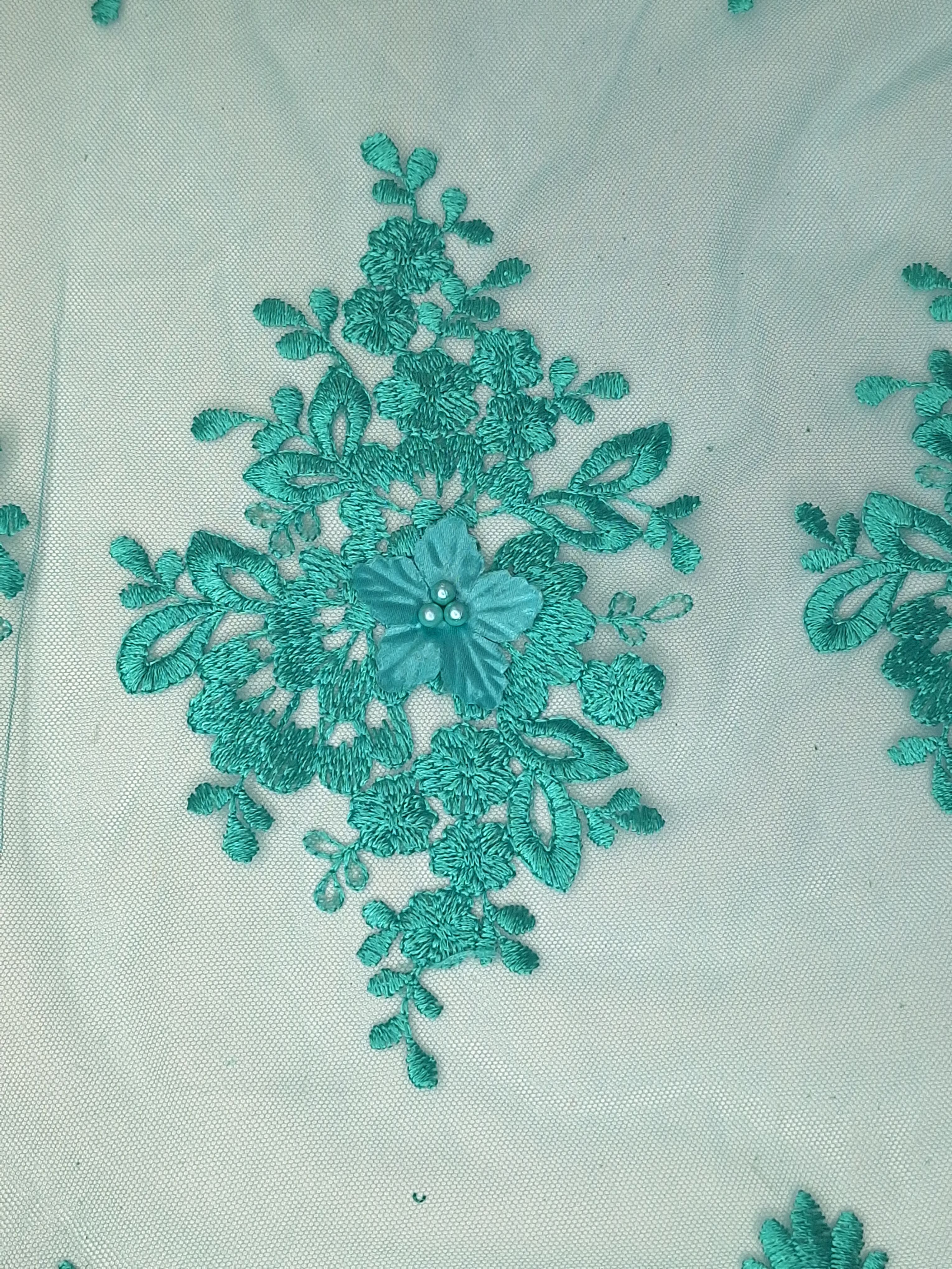 Tul bordado color Aqua A858, ideal para vestidos de noche de boda y de XV años