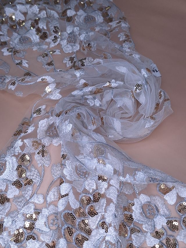 Tul bordado color hueso oro A927, ideal para vestidos de noche de boda y de XV años