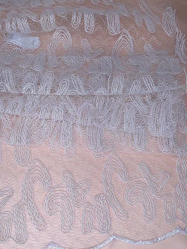Tul bordado color hueso A164, ideal para vestidos de noche de boda y de XV años