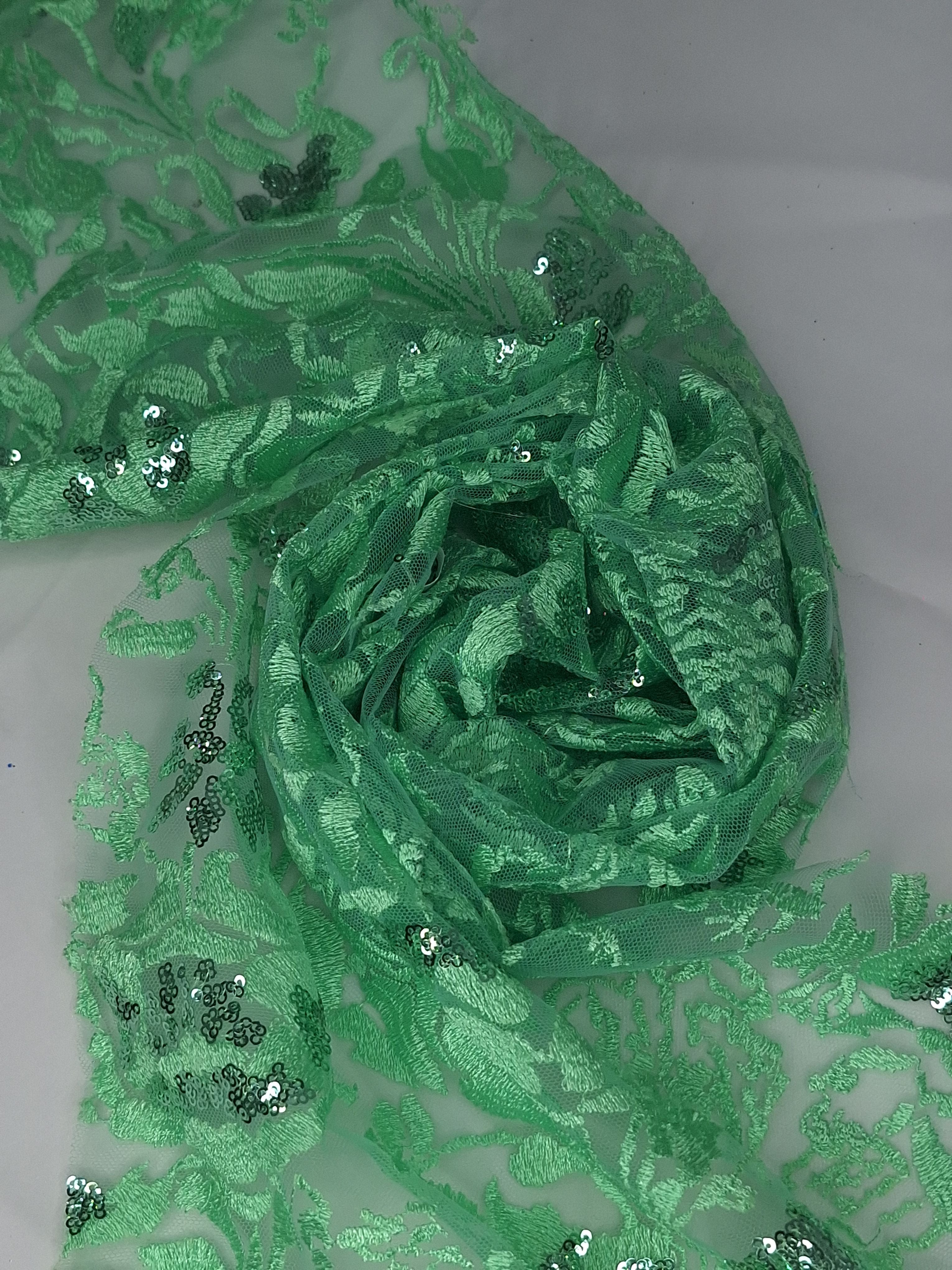 Tul bordado color menta A603, ideal para vestidos de noche de boda y de XV años