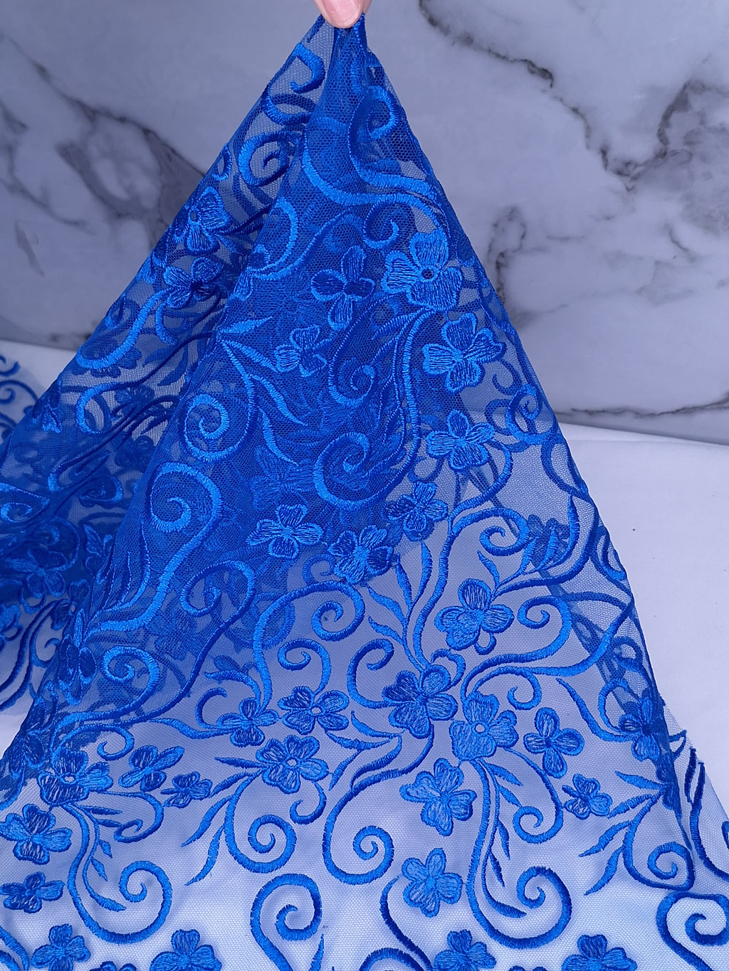 Tul bordado color azul rey A953, ideal para vestidos de noche de boda y de XV años