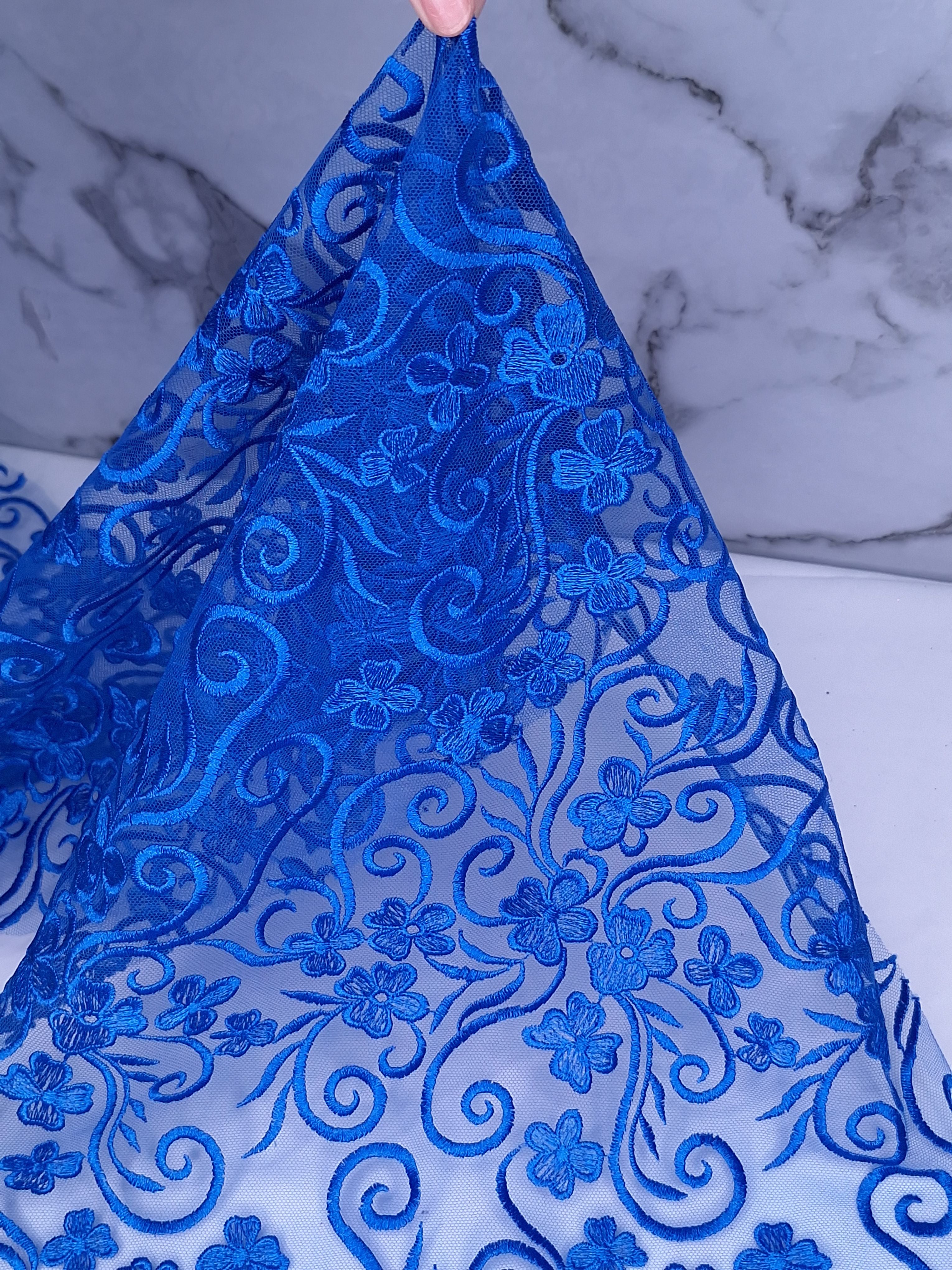 Tul bordado color azul rey A953, ideal para vestidos de noche de boda y de XV años