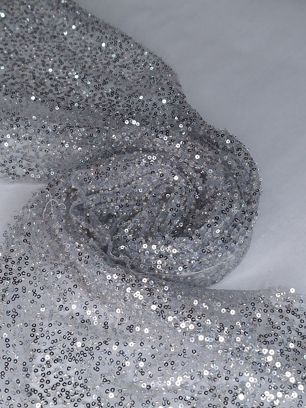 Tul bordado color plata FR979, ideal para vestidos de noche de boda y de XV A979