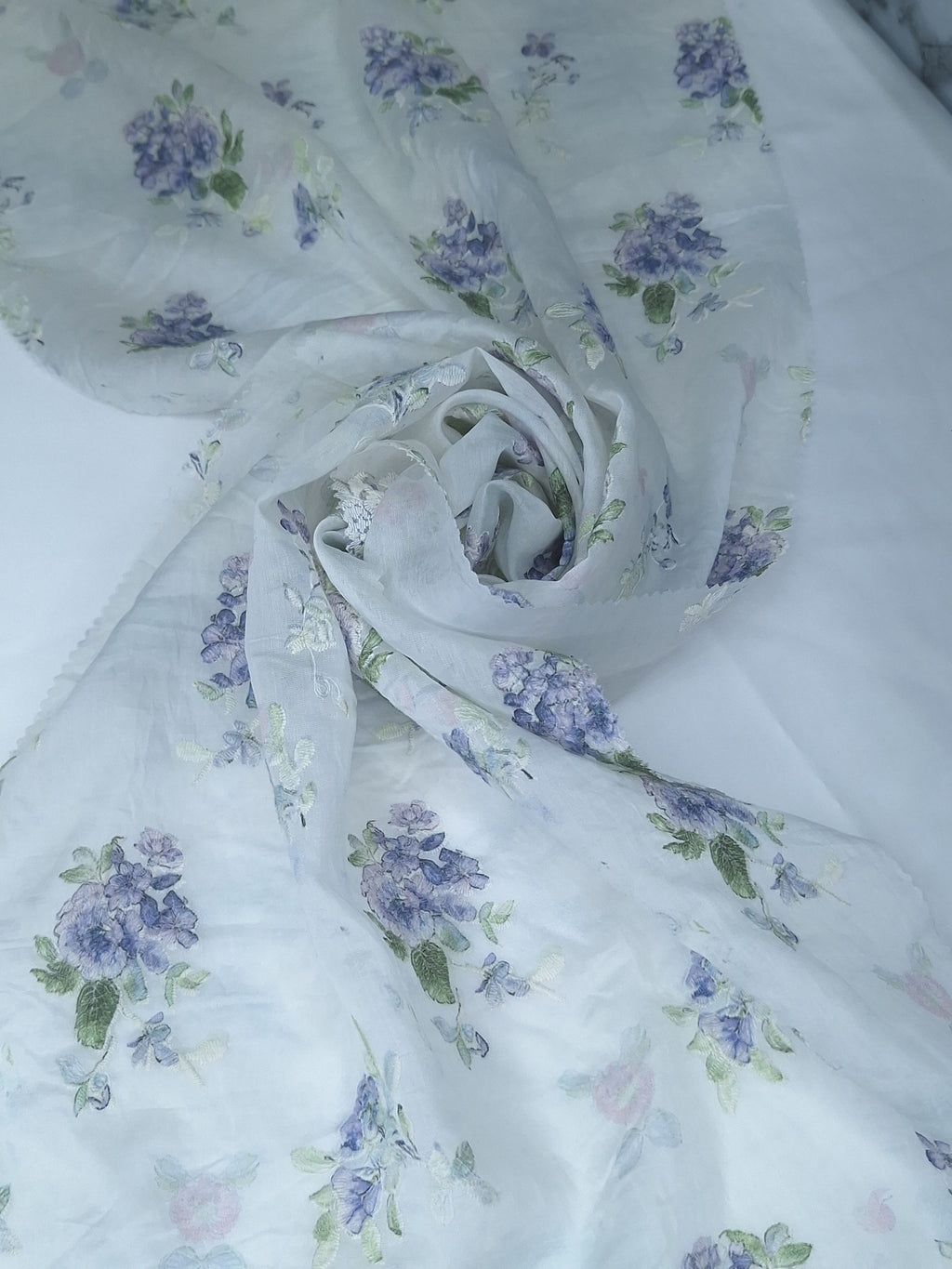 Tul bordado color azul H188, ideal para vestidos de noche de boda y de XV años