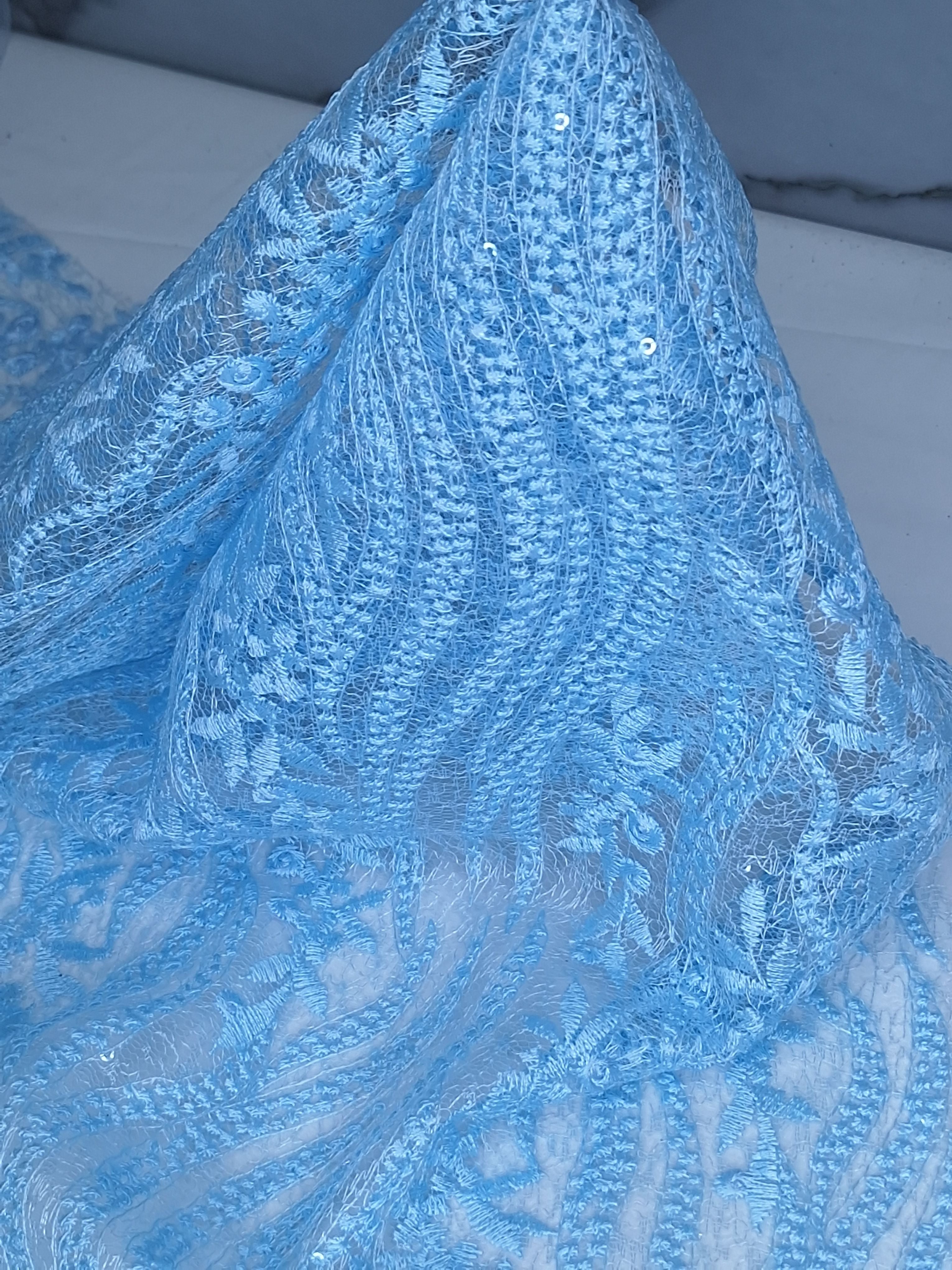 Tul bordado color cielo H084, ideal para vestidos de noche de boda y de XV años