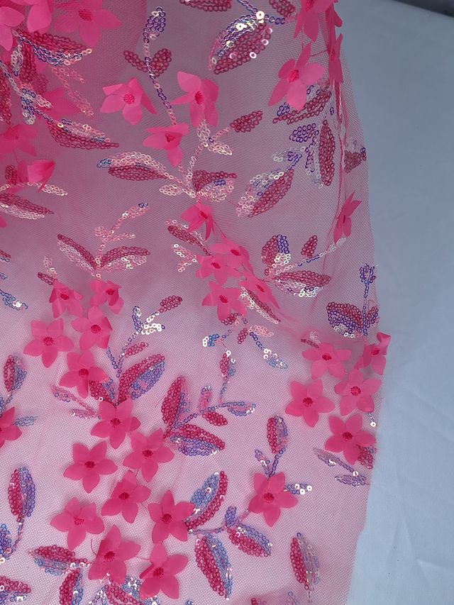 Tul bordado color fiusha H103, ideal para vestidos de noche de boda y de xv años