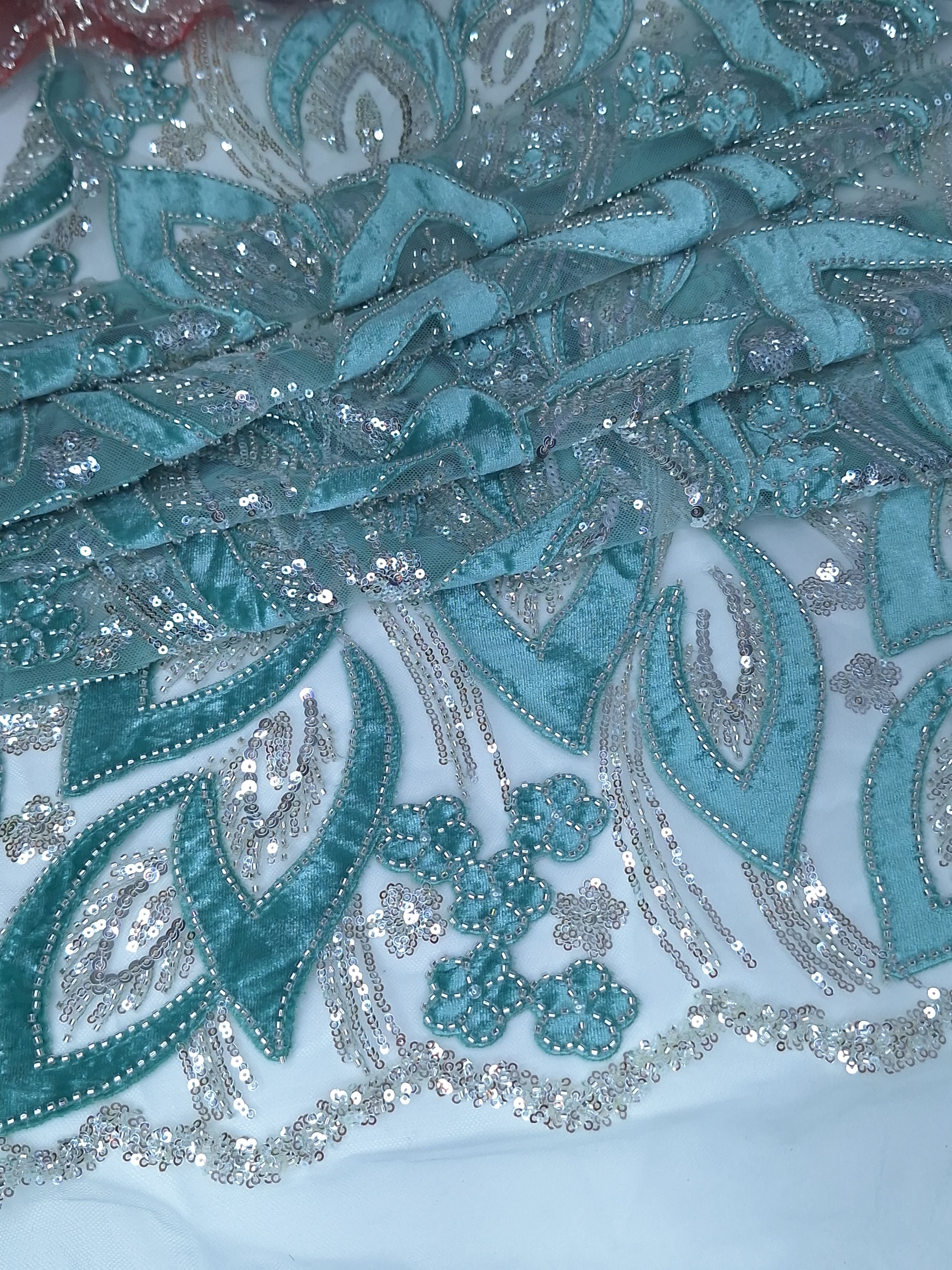 Tul bordado color menta HH235, ideal para vestidos de noche de boda y de XV años