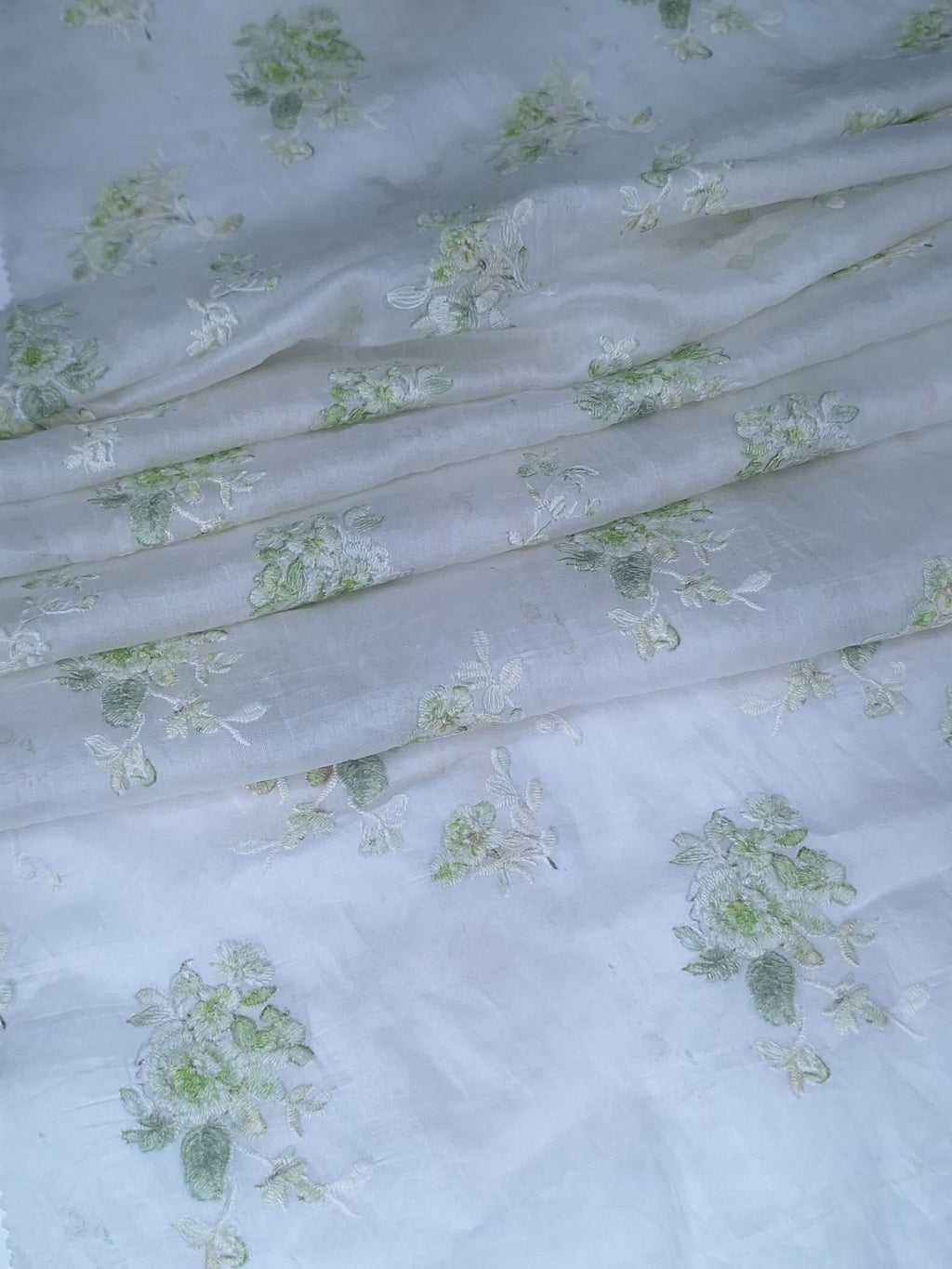 Tul bordado color verde H188, ideal para vestidos de noche de boda y de XV años