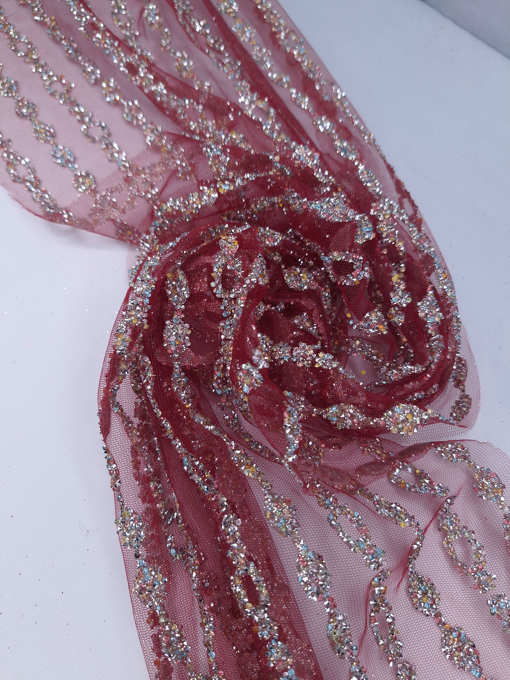 Tul bordado color rojo H146, ideal para vestidos de noche de boda y de XV años