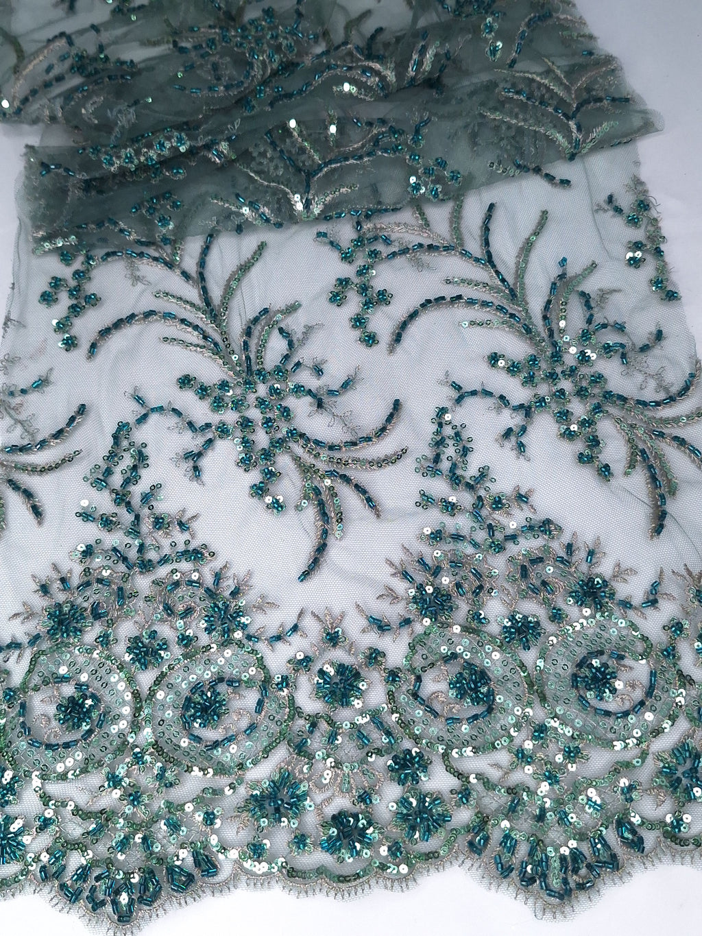 Tul bordado color esmeralda GR15, ideal para vestidos de noche de boda y de XV años