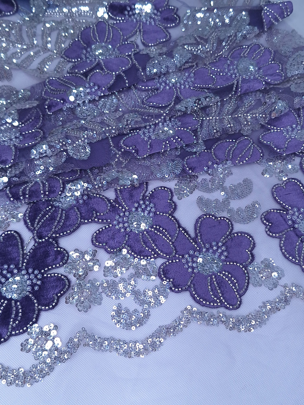 Tul bordado color lila H234, ideal para vestidos de noche de boda y de XV años