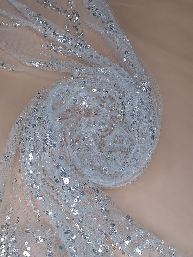 Tul bordado color blanco A957, ideal para vestidos de noche de boda y de XV años