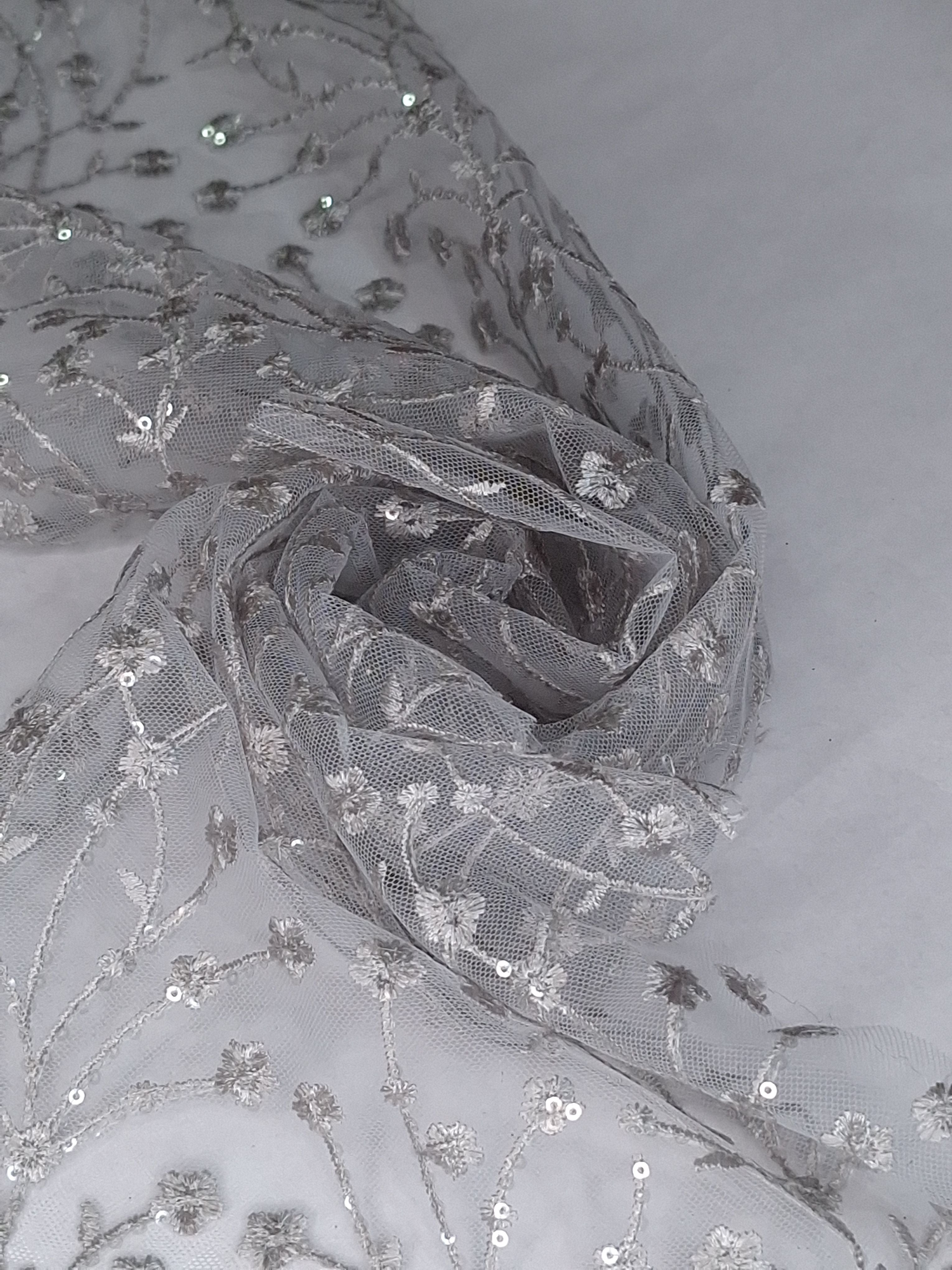 Tul bordado color plata H080, ideal para vestidos de noche de boda y de XV años