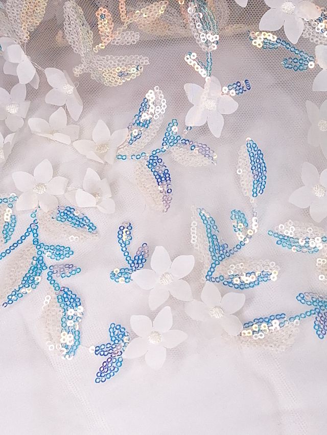Tul bordado color hueso H103, ideal para vestidos de noche de boda y de XV años