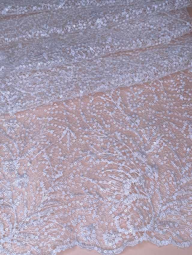 Tul bordado color blanco A845, ideal para vestidos de noche de boda y de XV años