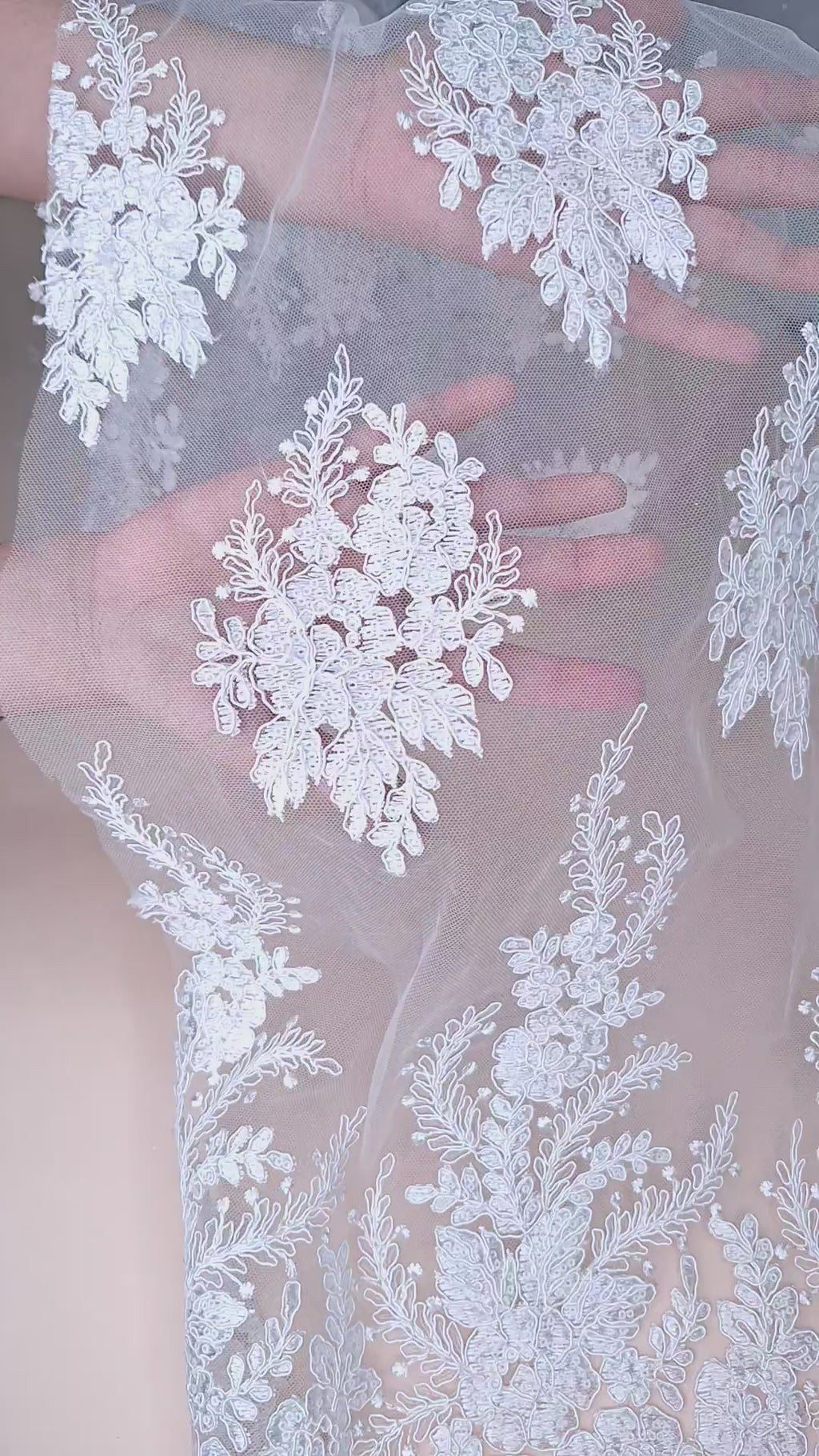 Tul bordado color hueso A961, ideal para vestidos de noche de boda y de XV años