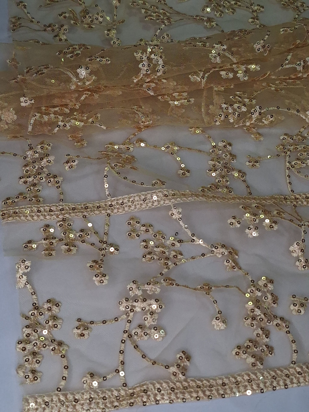 Tul bordado color oro H105, ideal para vestidos de noche de boda y de XV años